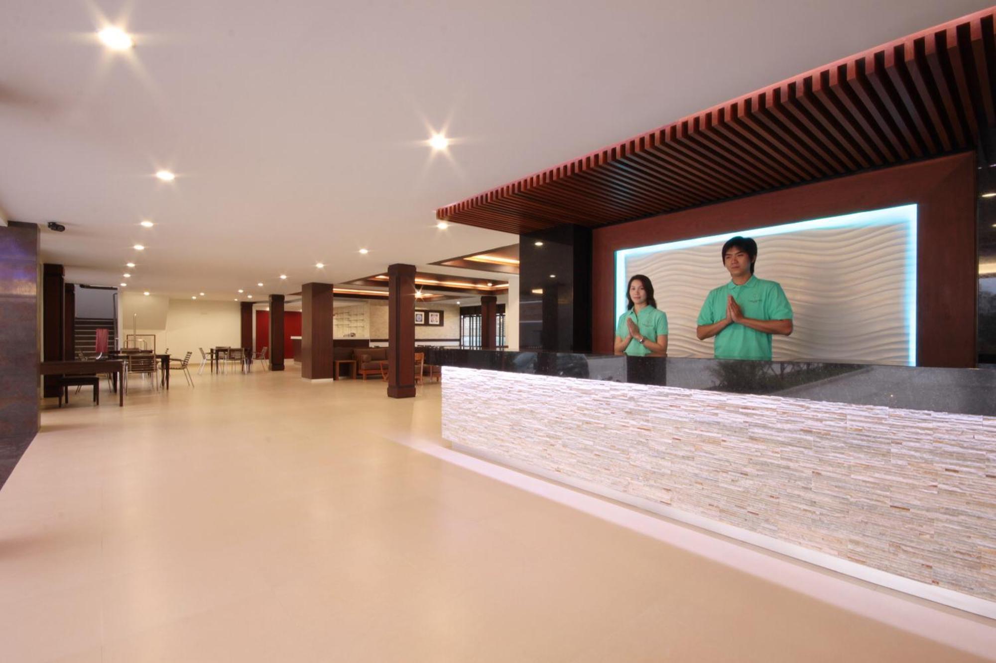 Paragon Suites Resort Jomtien Beach Esterno foto